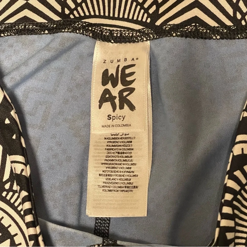 Zumba Fitness Instructor Geometric Leggings - Picture 4 of 9